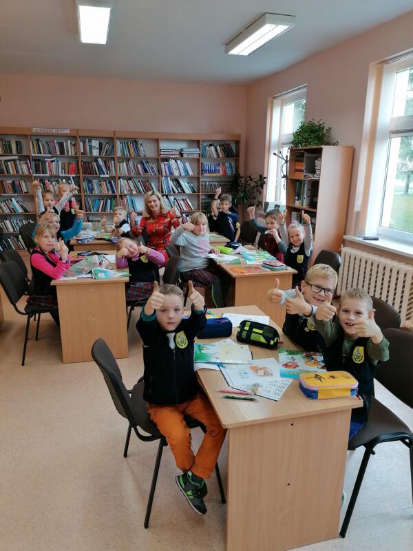 2020-10-08 Pirmokai svečiavosi knygų namuose (1)