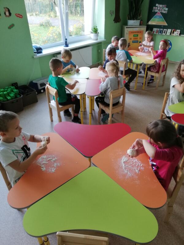 2020-11-06 Pyragų diena „Bitučių grupėje“ (2)