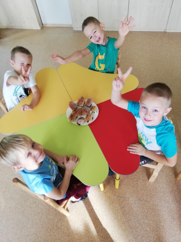 2020-11-06 Pyragų diena „Bitučių grupėje“ (7)