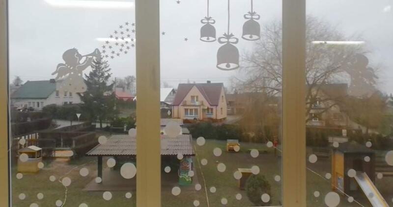 2021-01-04 „Ir kaip vaikystėje, kadais, papuoškim langus angelais“ (1)