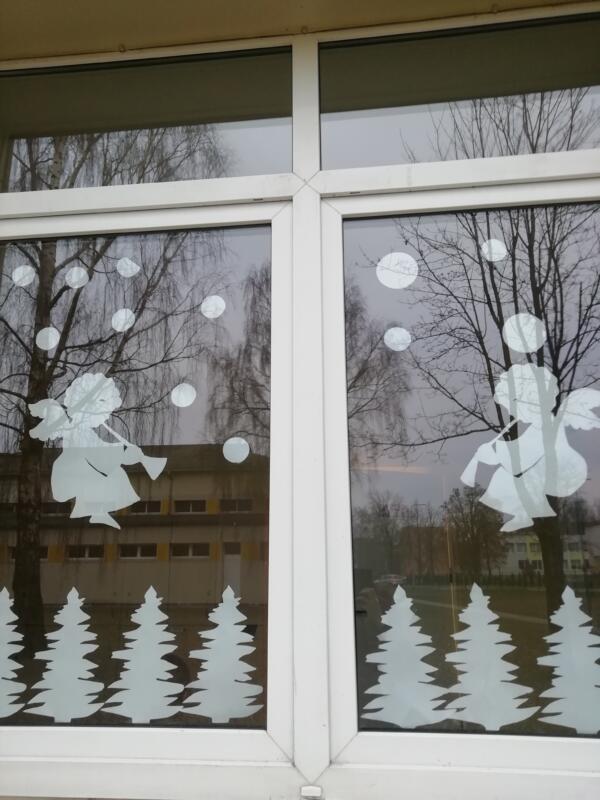 2021-01-04 „Ir kaip vaikystėje, kadais, papuoškim langus angelais“ (3)