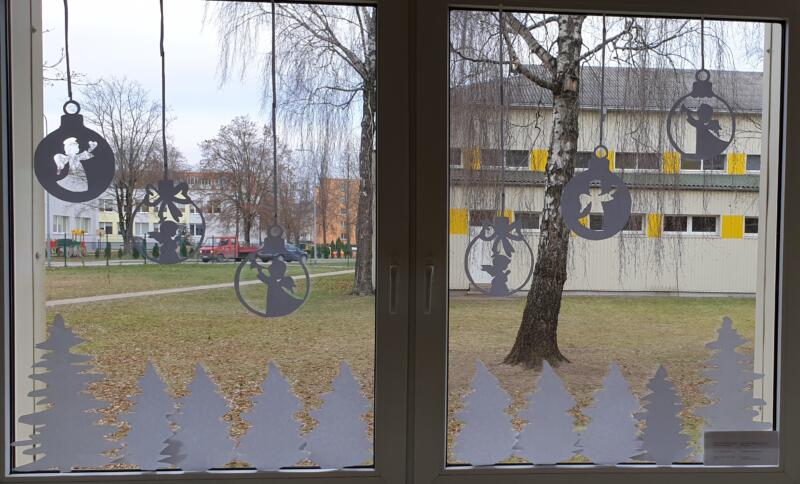 2021-01-04 „Ir kaip vaikystėje, kadais, papuoškim langus angelais“ (4)