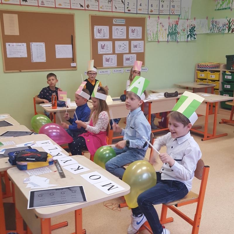 2021-04-30 „Raidžių karuselėje“ (2)