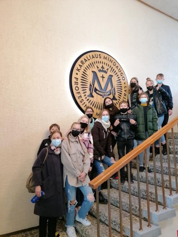 2021-10-14 Pirmoji projekto „Profesiją renkuosi ir savanoryste dalinuosi išvyka (1)