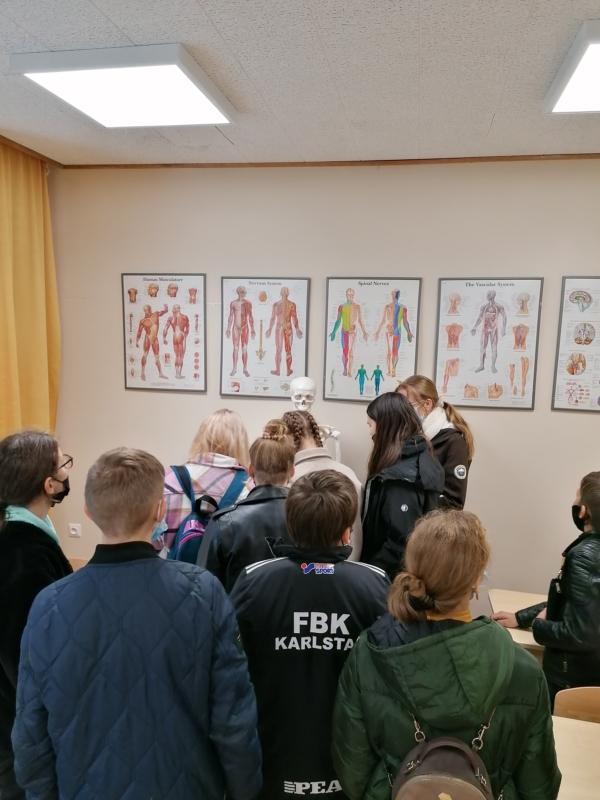 2021-10-14 Pirmoji projekto „Profesiją renkuosi ir savanoryste dalinuosi išvyka (3)