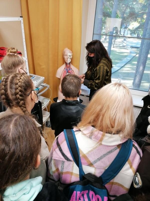 2021-10-14 Pirmoji projekto „Profesiją renkuosi ir savanoryste dalinuosi išvyka (4)