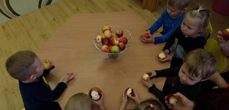 2021-10-21 Obuolio diena (1)