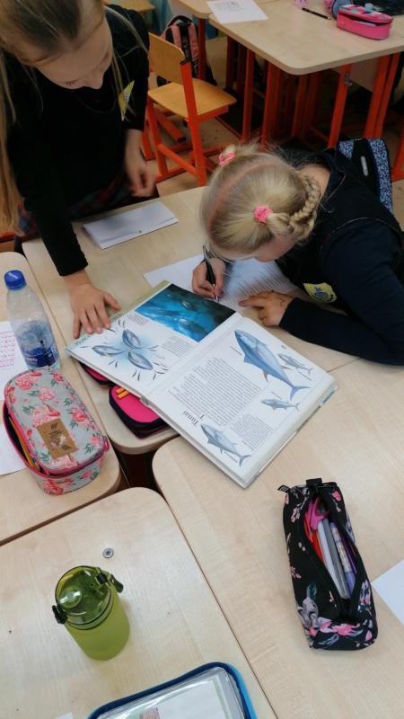 2021-10-21 Trečiokai atsidūrė enciklopedijų pinklėse (4)