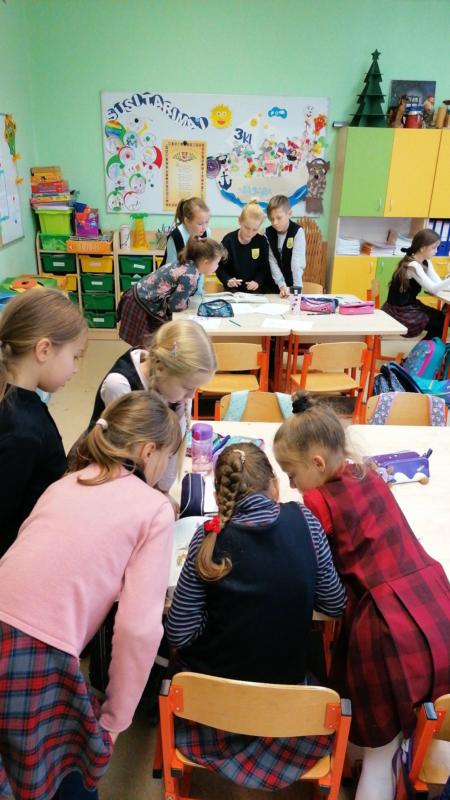 2021-10-21 Trečiokai atsidūrė enciklopedijų pinklėse (5)