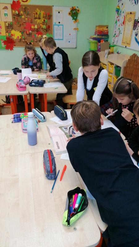 2021-10-21 Trečiokai atsidūrė enciklopedijų pinklėse (6)