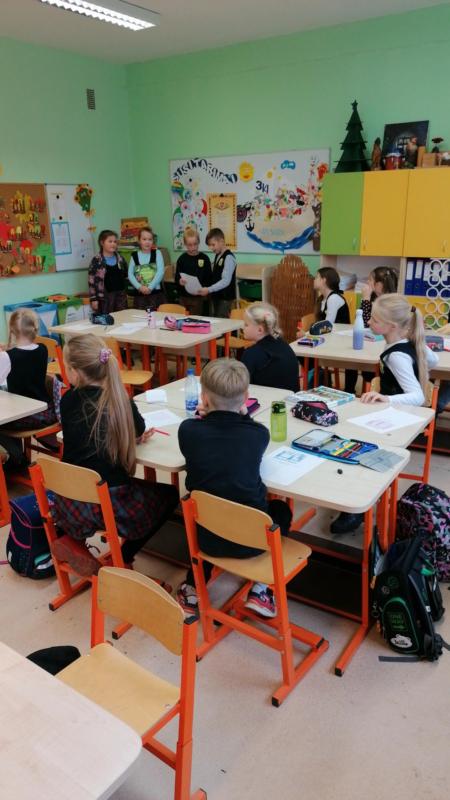 2021-10-21 Trečiokai atsidūrė enciklopedijų pinklėse (8)