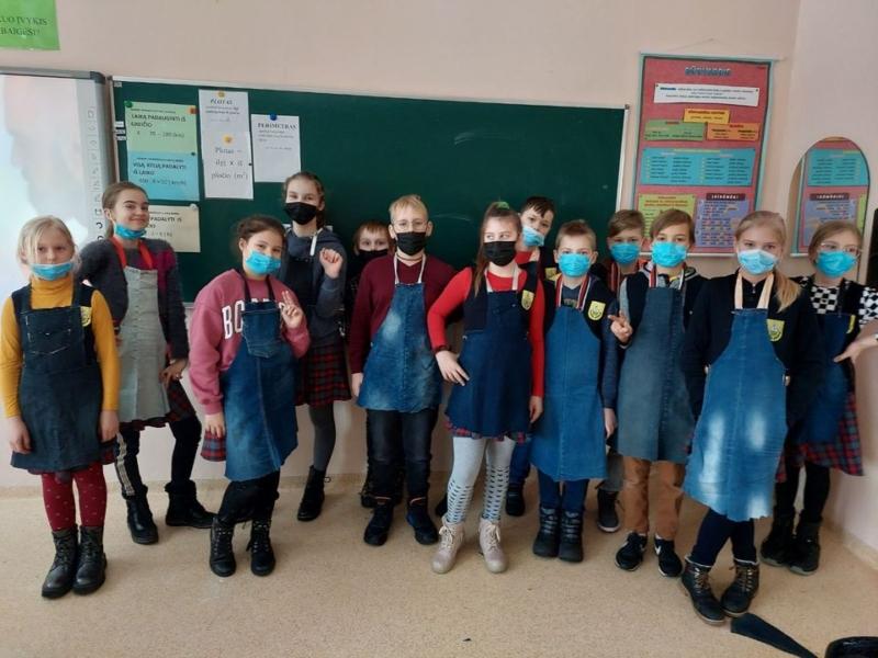 2022-02-07 Dalyvavimas didžiausioje nuotolinėje pamokoje (3)