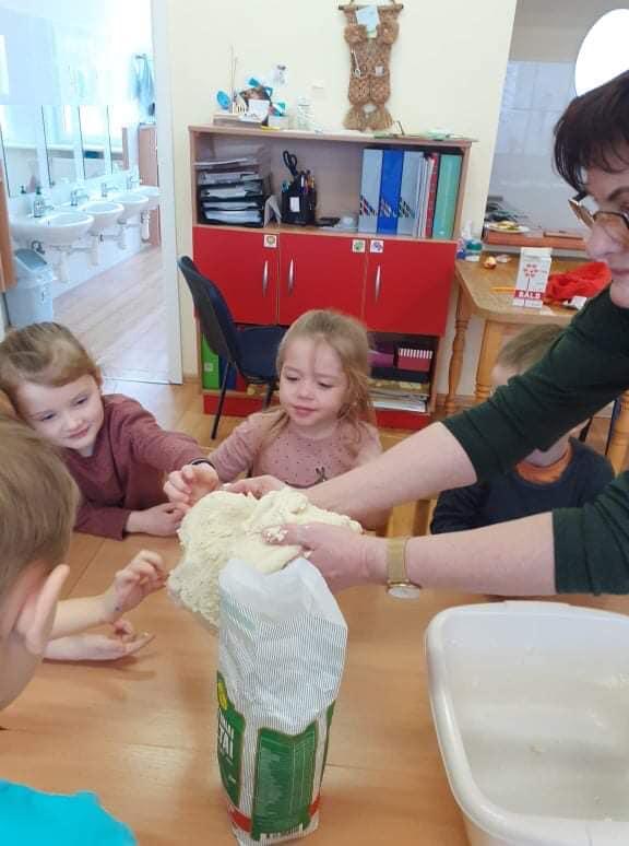 2022-02-09 Duonos dienos minėjimas (4) (1)