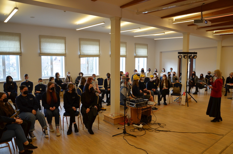 2022-03-14 Projektas „Tarpdalykinė kūrybinė laboratorija“ (1)