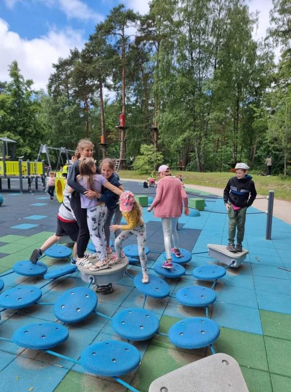 2022-06-20-Vaiku-vasaros-stovykla-„Pazink.-Patirk.-Pajausk-6