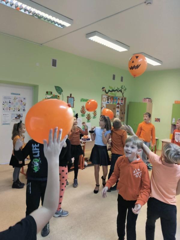 2022-10-28-Mokyklos-153-ojo-gimtadienio-svente-14