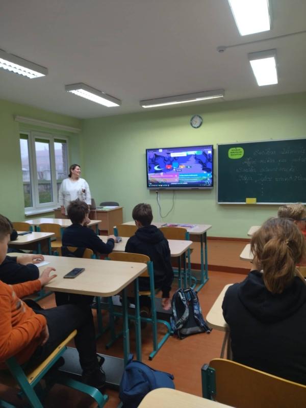 2022-10-28-Mokyklos-153-ojo-gimtadienio-svente-23