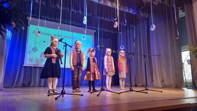 2022-12-15-Regioninis-dainu-ir-sokiu-festivalis-„Kaledine-pasaka-1