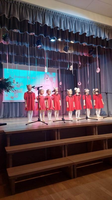 2022-12-15-Regioninis-dainu-ir-sokiu-festivalis-„Kaledine-pasaka-5