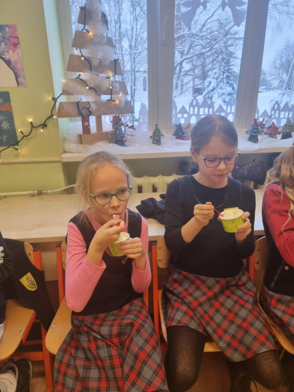 2022-12-20-Mokslinis-sou-„Atradejas-–-Kaledos-4