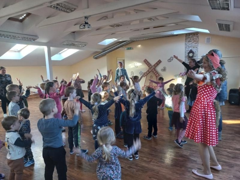 2023-02-10-Duonos-diena-Kretingales-pagrindines-mokyklos-Girkaliu-skyriuje-1