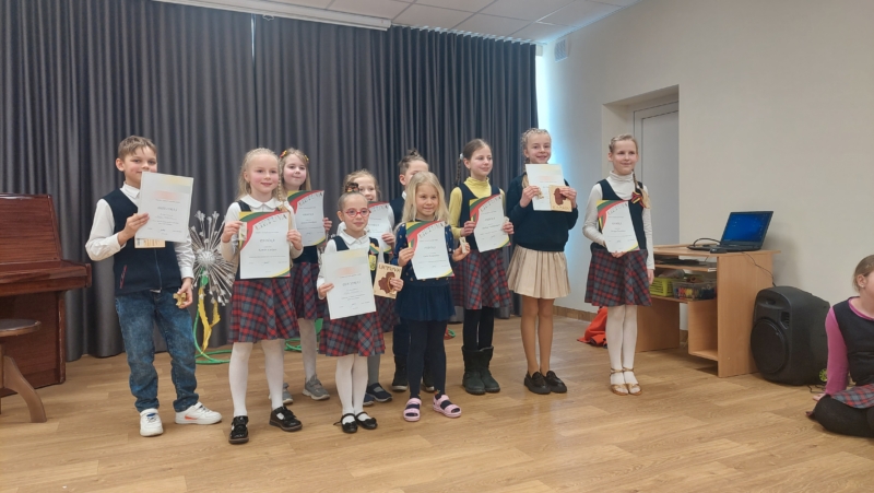 2023-03-10-Kovo-11-oji-mokykloje-1