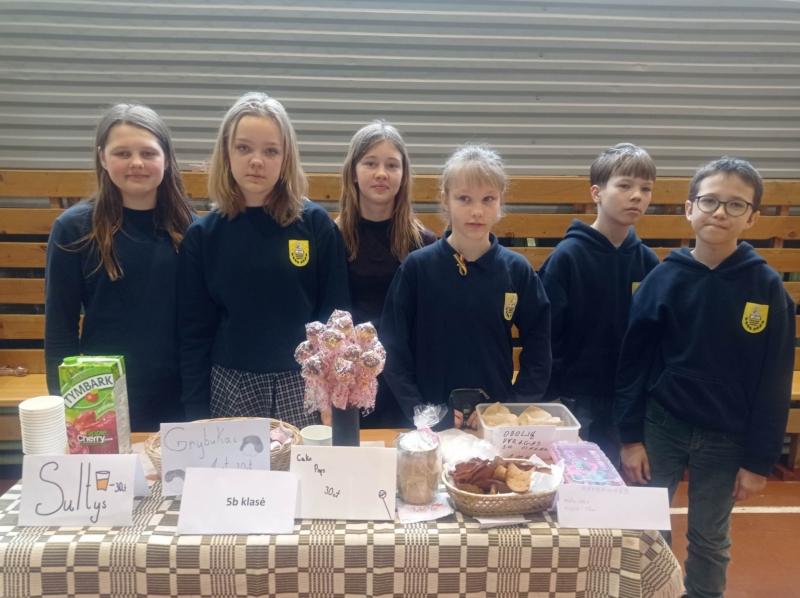 2023-04-18-„Nuo-kraicio-skryniu-delmonu-rasto-iki-gausios-pavasario-muges-17