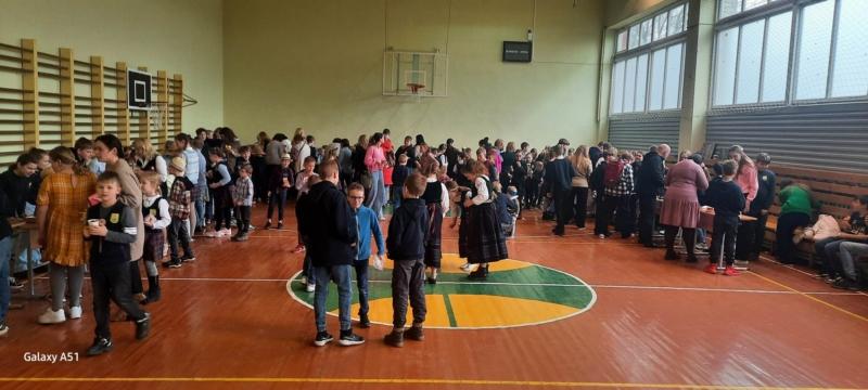 2023-04-18-„Nuo-kraicio-skryniu-delmonu-rasto-iki-gausios-pavasario-muges-4