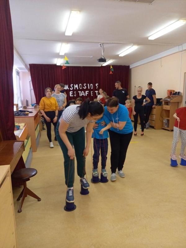 2023-04-27-Sportuojame-su-teveliais-2