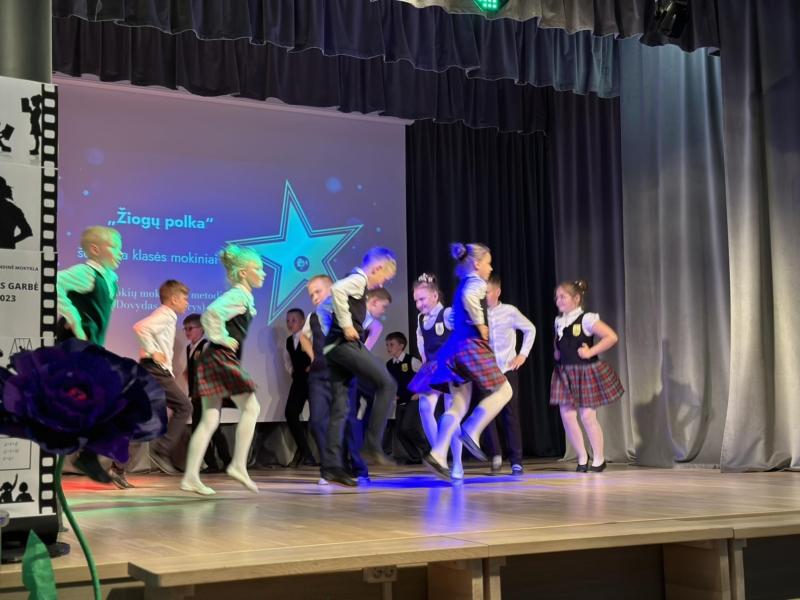 2023-06-01-Isdalinti-mokyklos-„oskarai-10