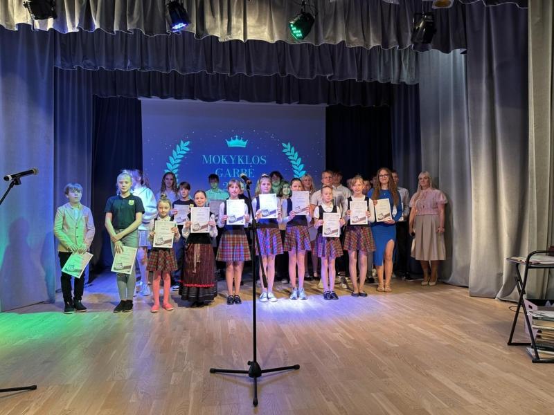 2023-06-01-Isdalinti-mokyklos-„oskarai-11