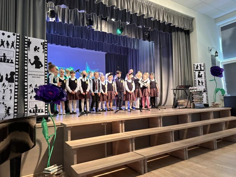 2023-06-01-Isdalinti-mokyklos-„oskarai-16