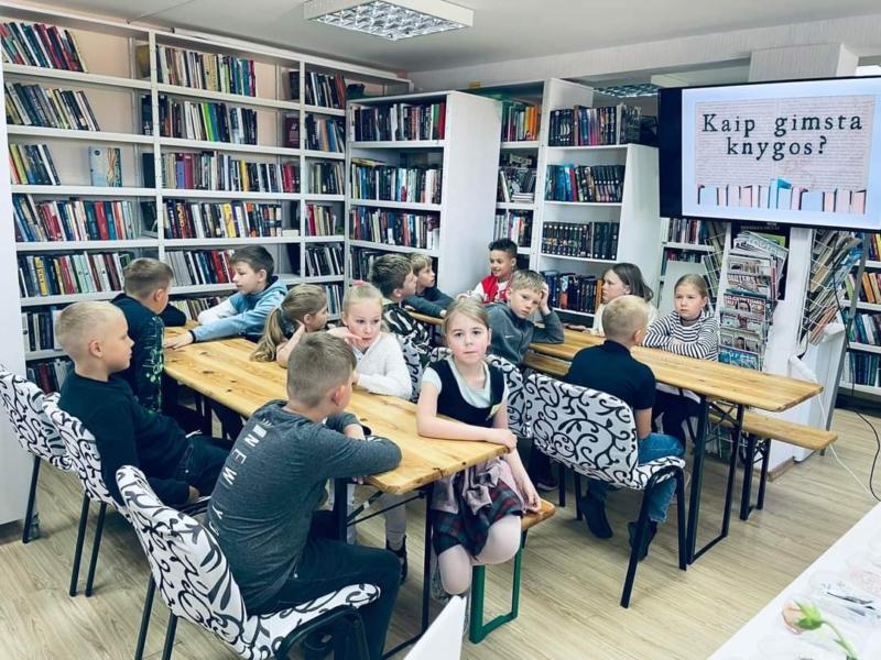 2023-06-05-Kaip-gimsta-knygos-2