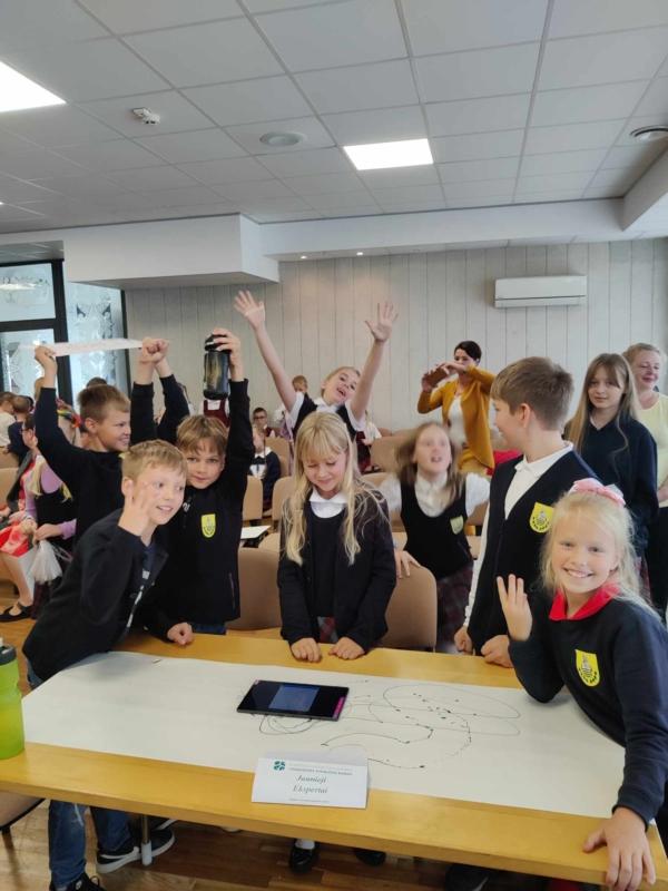 2023-09-27-Sveikiname-trecioku-komanda-2