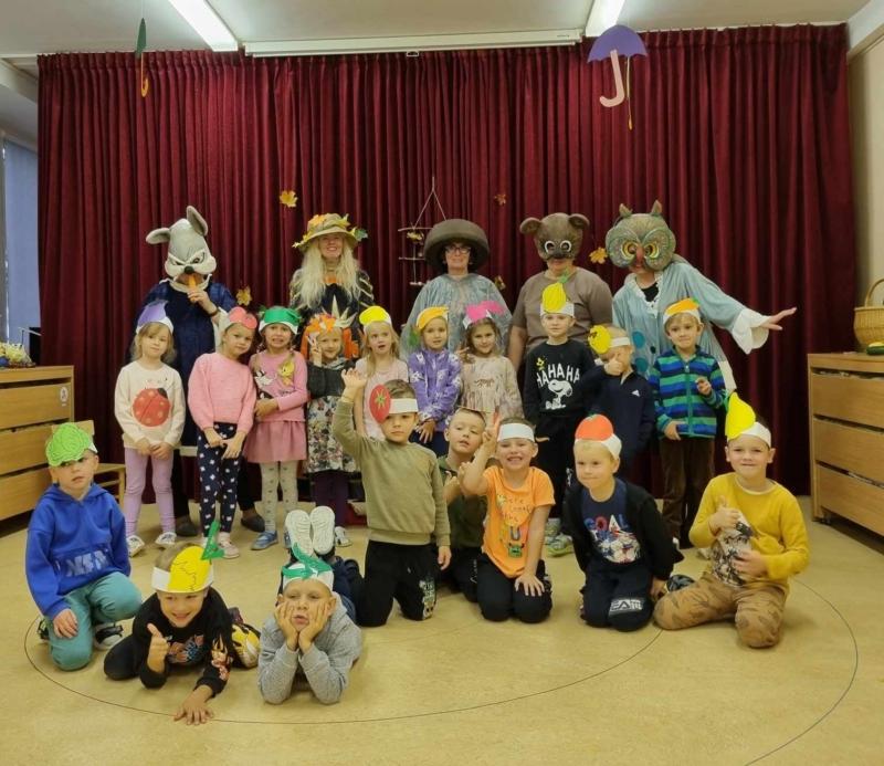 2023-12-12-Kretingaleje-sveciavosi-rudenelis-1