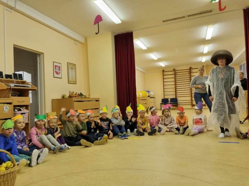 2023-12-12-Kretingaleje-sveciavosi-rudenelis-5