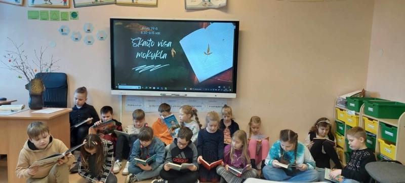 2024-03-29-Skaito-visa-mokykla-1