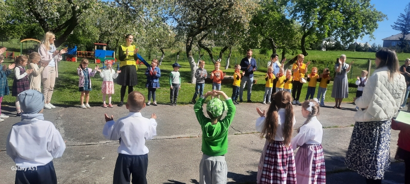 2024-05-15-Etnokulturos-projekto-renginys-„Zaliam-sode-1
